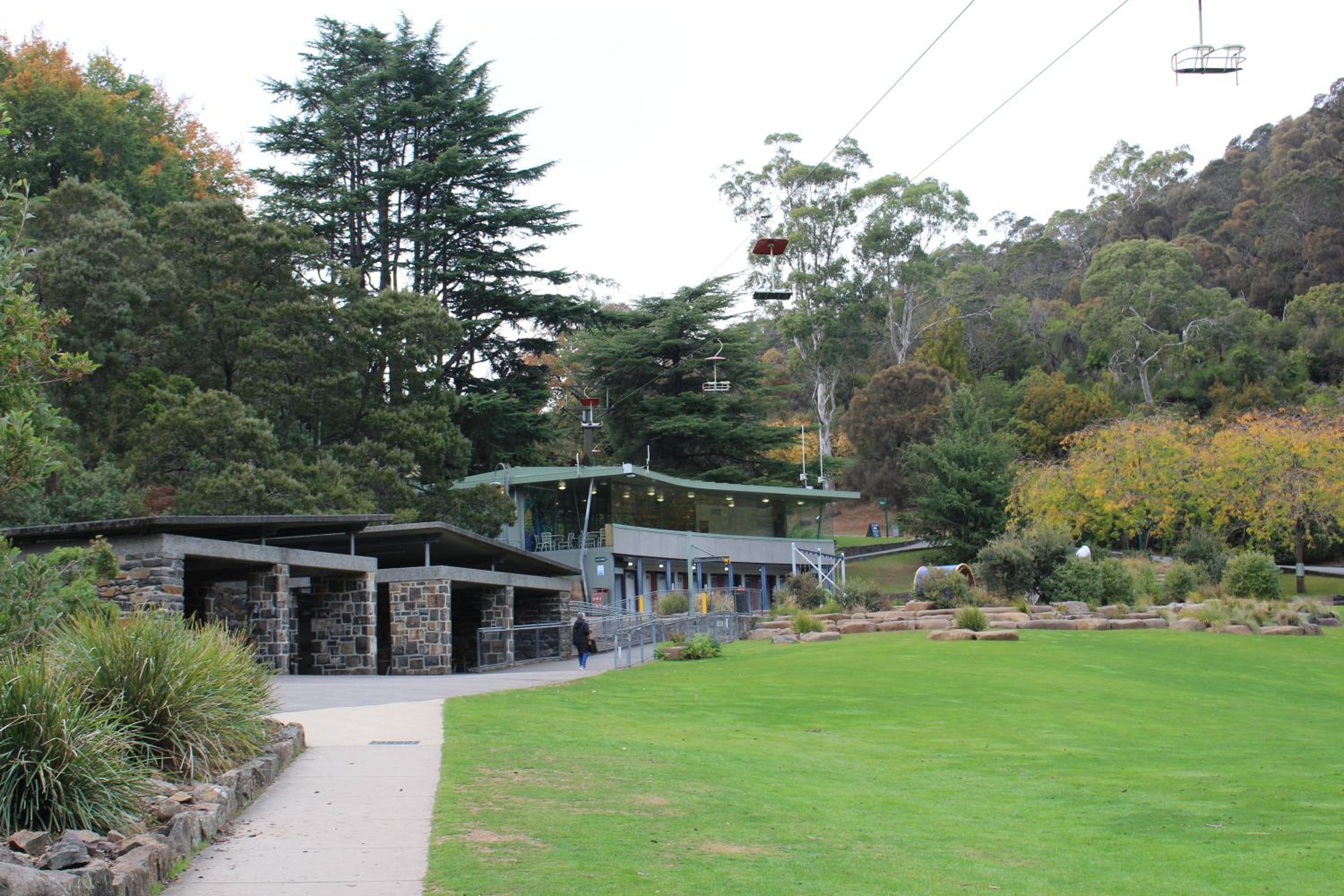 Gateway to The Gorge, Central with Free Parking