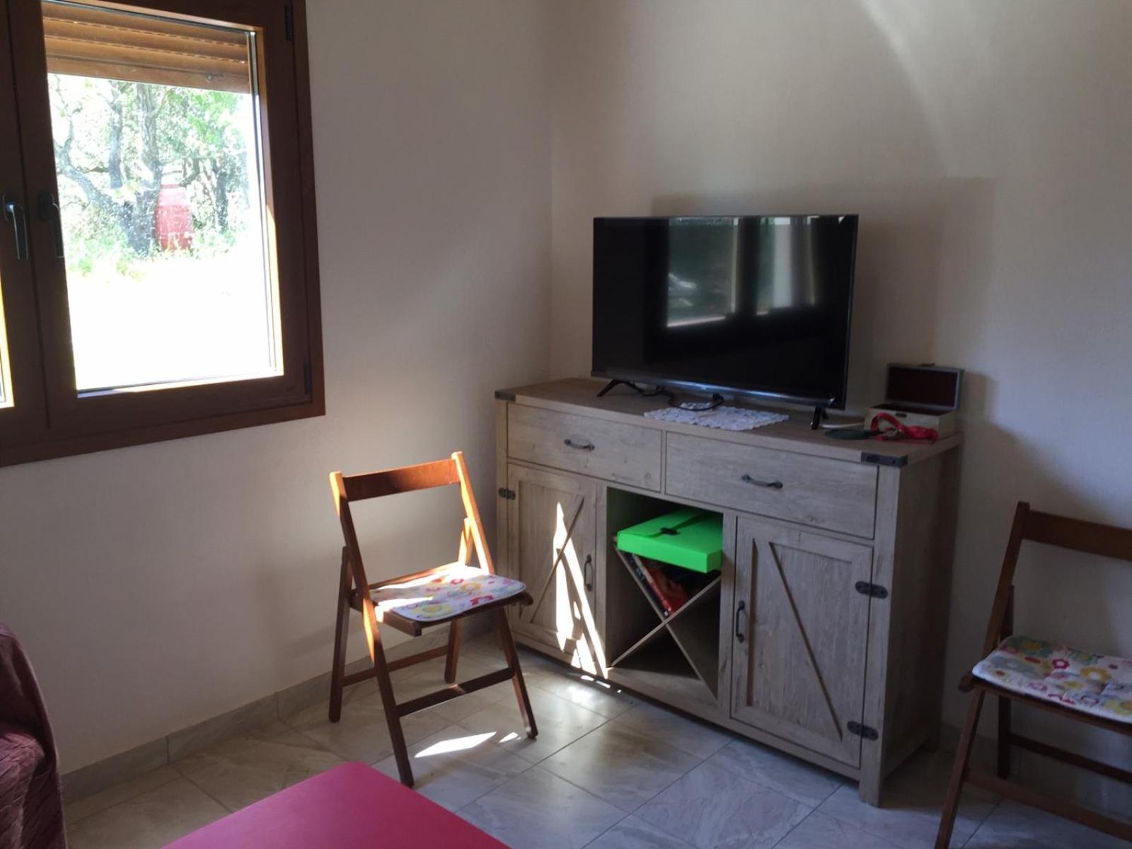 Kosmarana skopelos realty