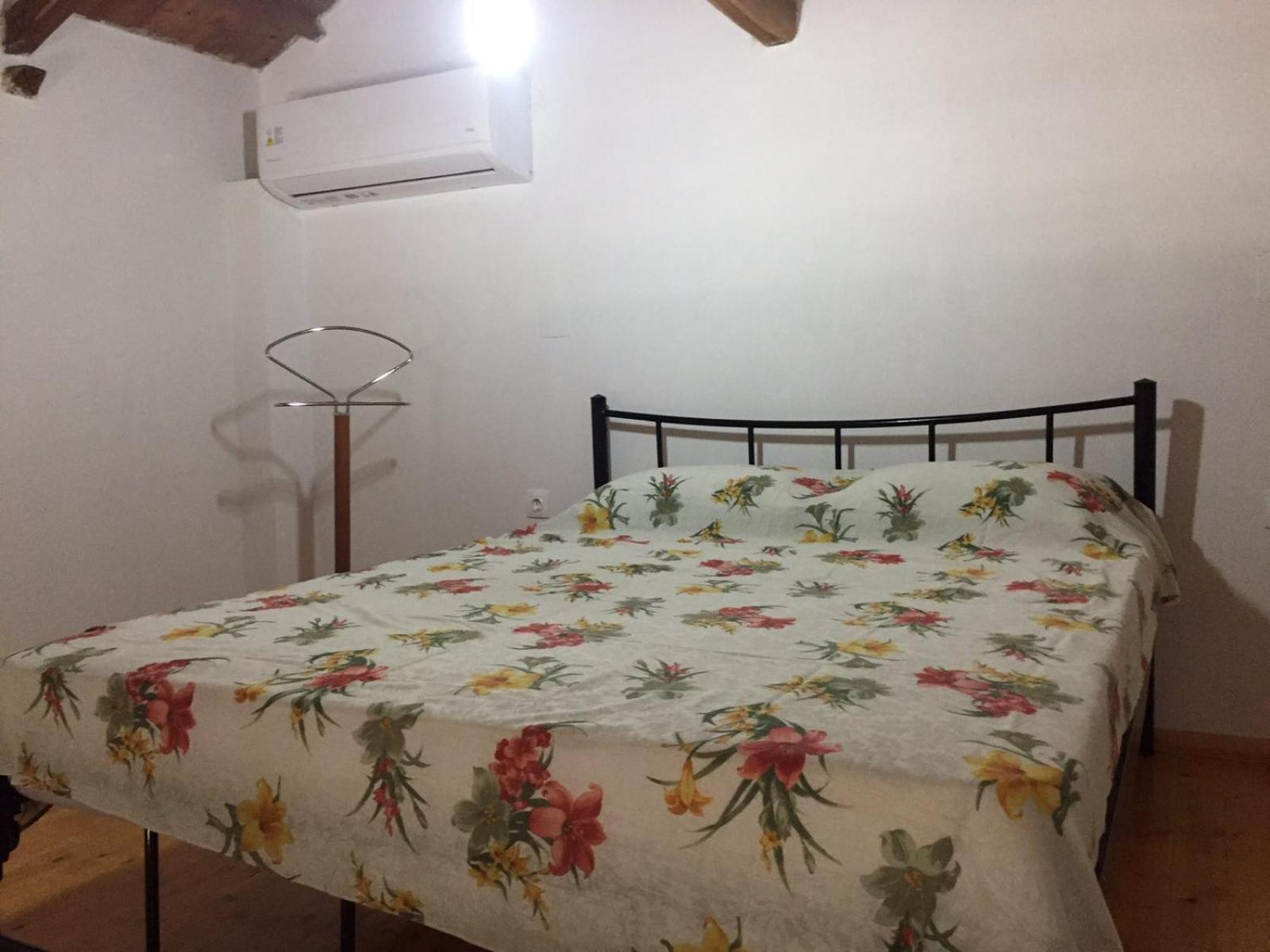 Kosmarana skopelos realty