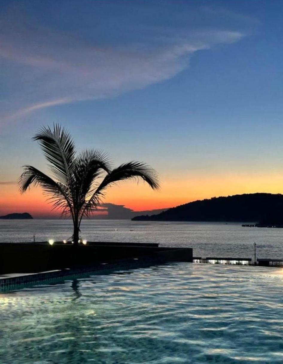 SUNSET JESSELTON QUAY NEAR SURIA GAYA STREET Jesselton Point 2 bedroom one living room one bathroom photo 2