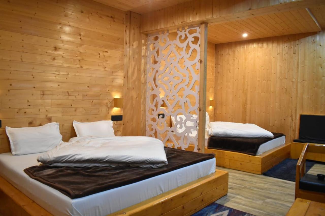 Hotel Badrinath
