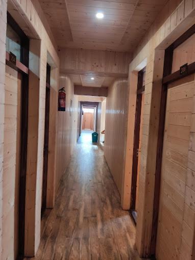 Hotel Badrinath