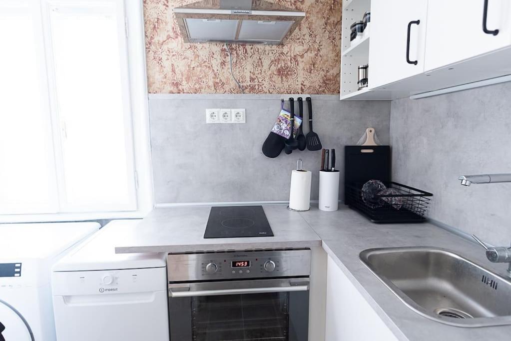 Centrally Located Vintage Flat