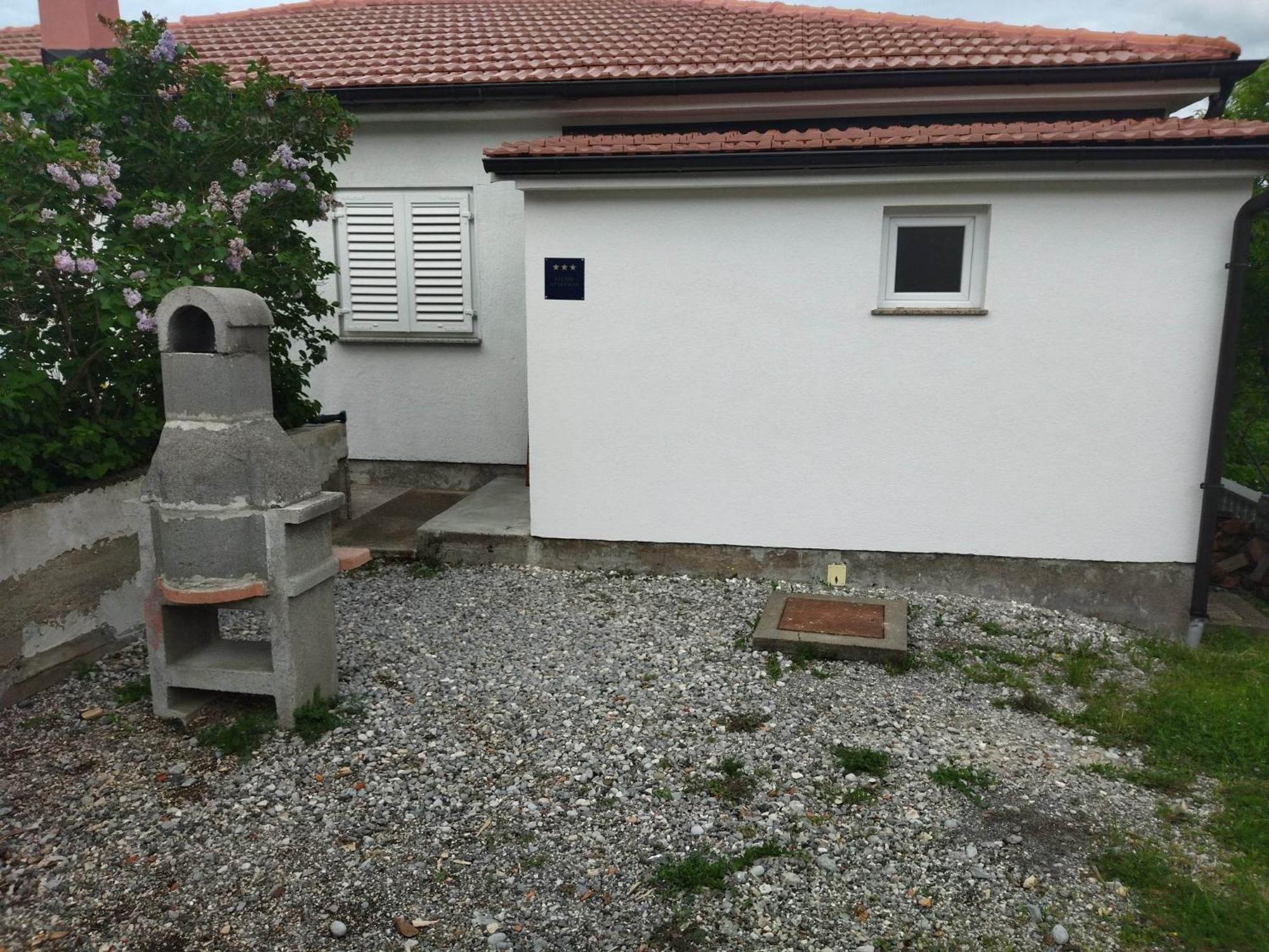 Photo 53