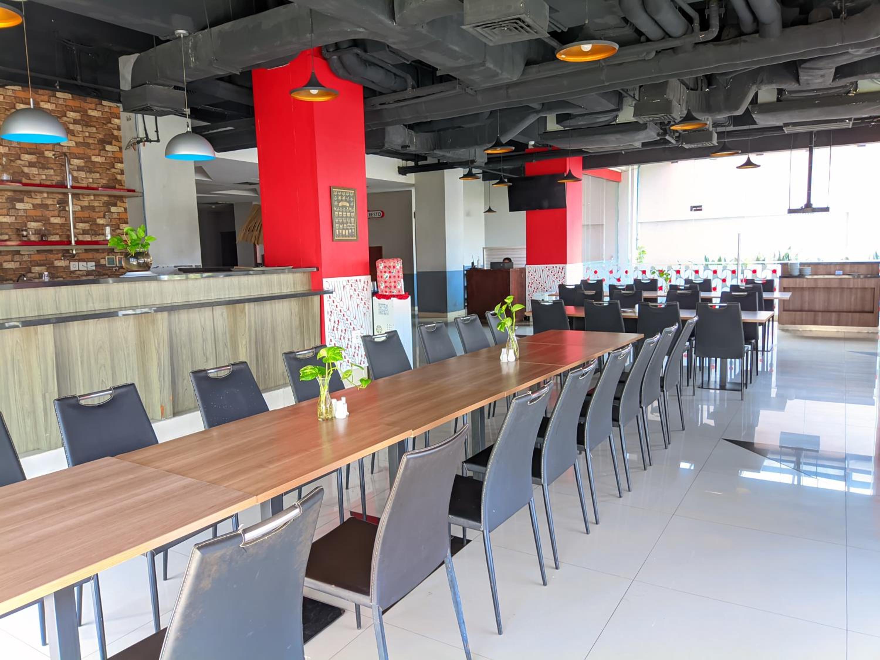 Brothers Inn Solo Baru view 2