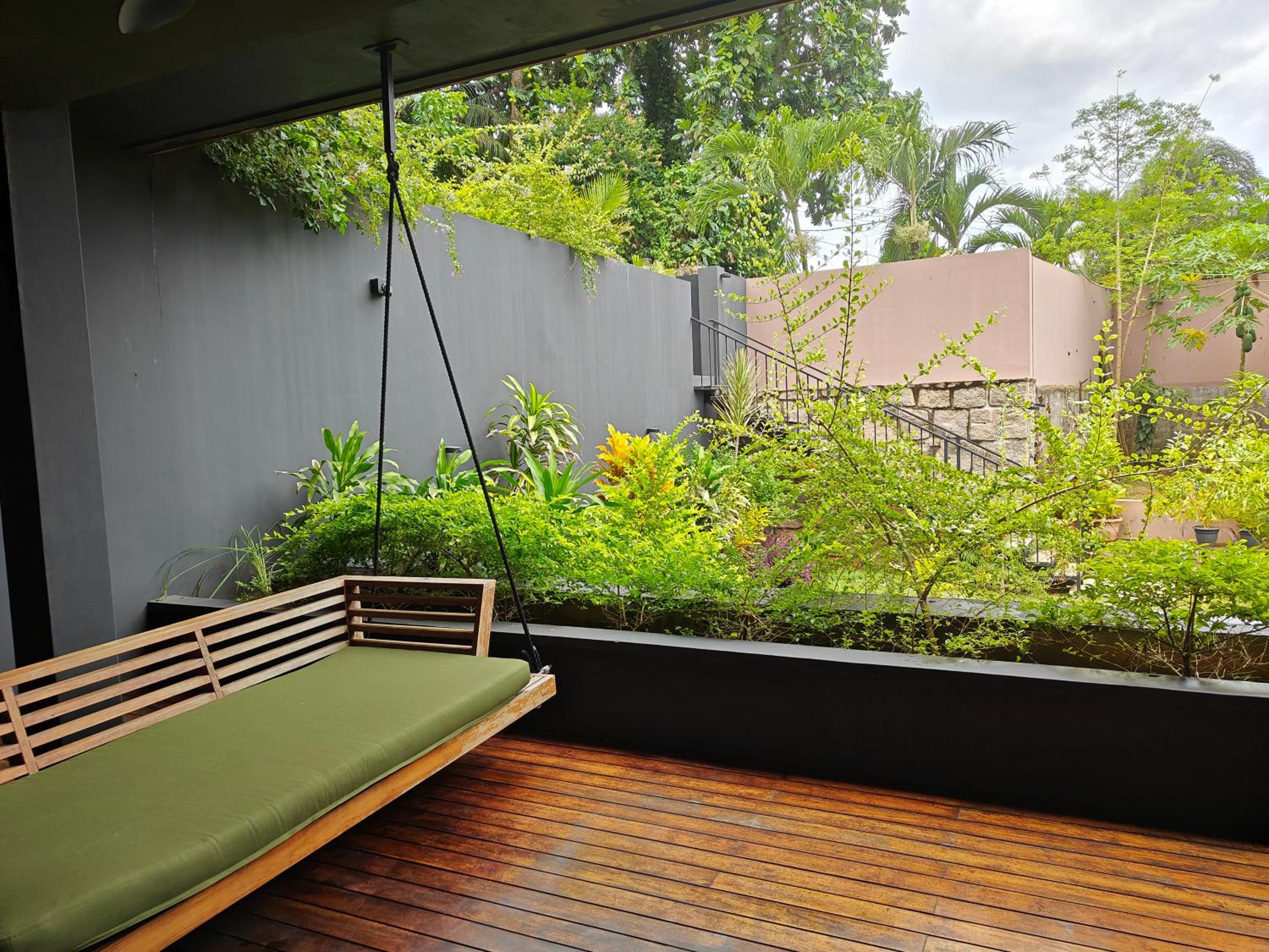 Maison Gaia Seychelles, unobstructed views over the ocean and into the sunset
