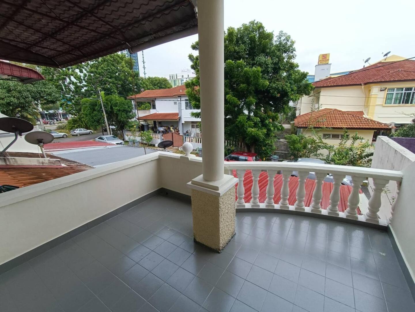 Kota 3BR Townhouse 5 Pax by Jeffery Lam Home Management photo 7