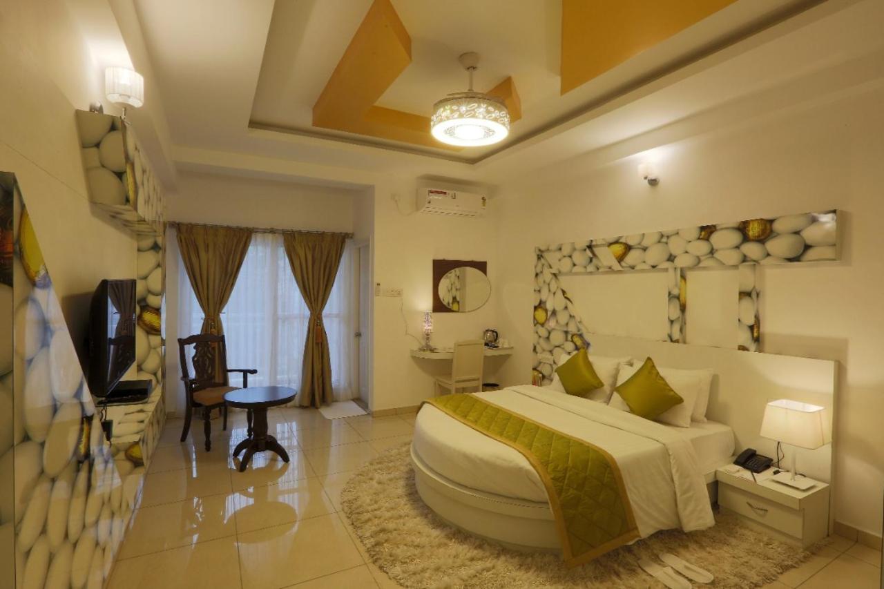 Premier Suites Business Hotel