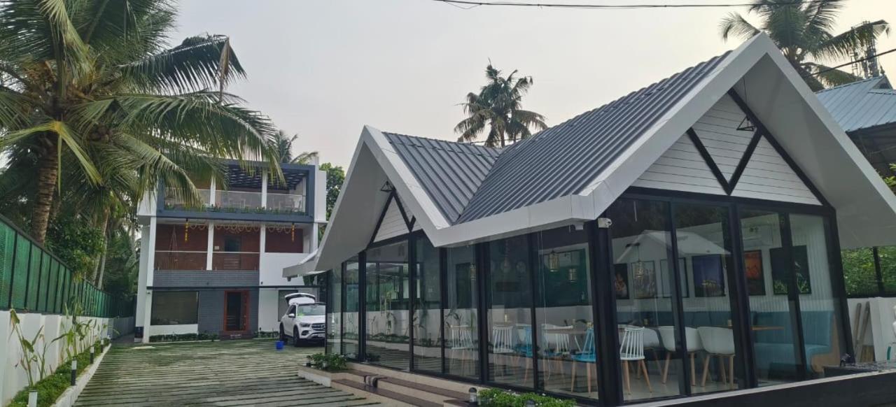 Waterlily Homestay
