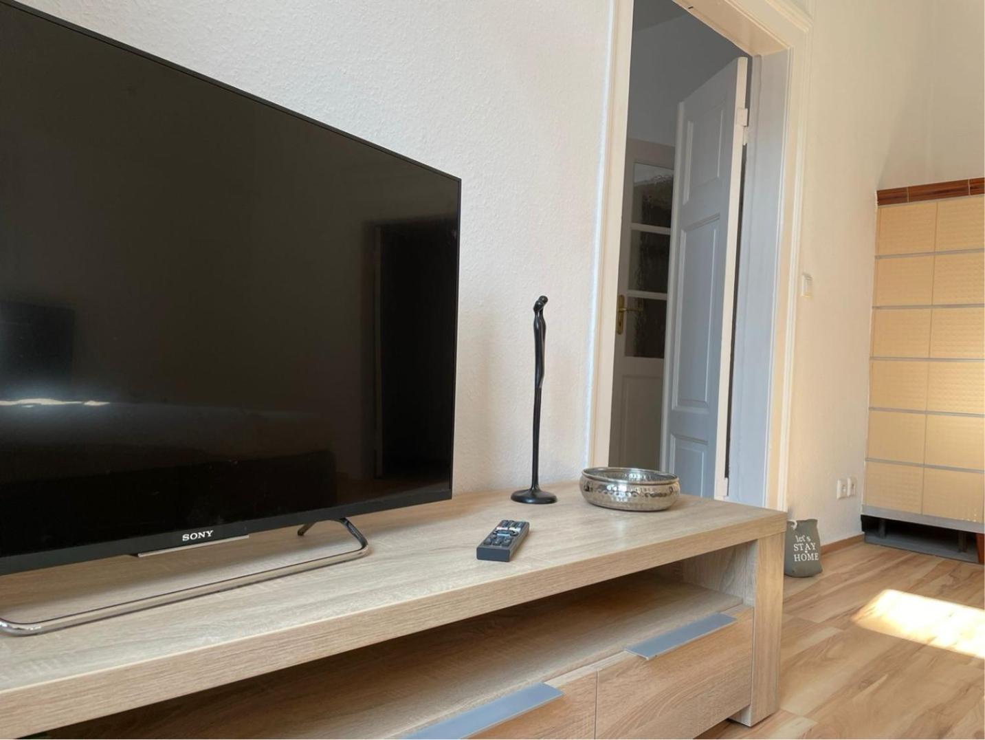 Apartment H11