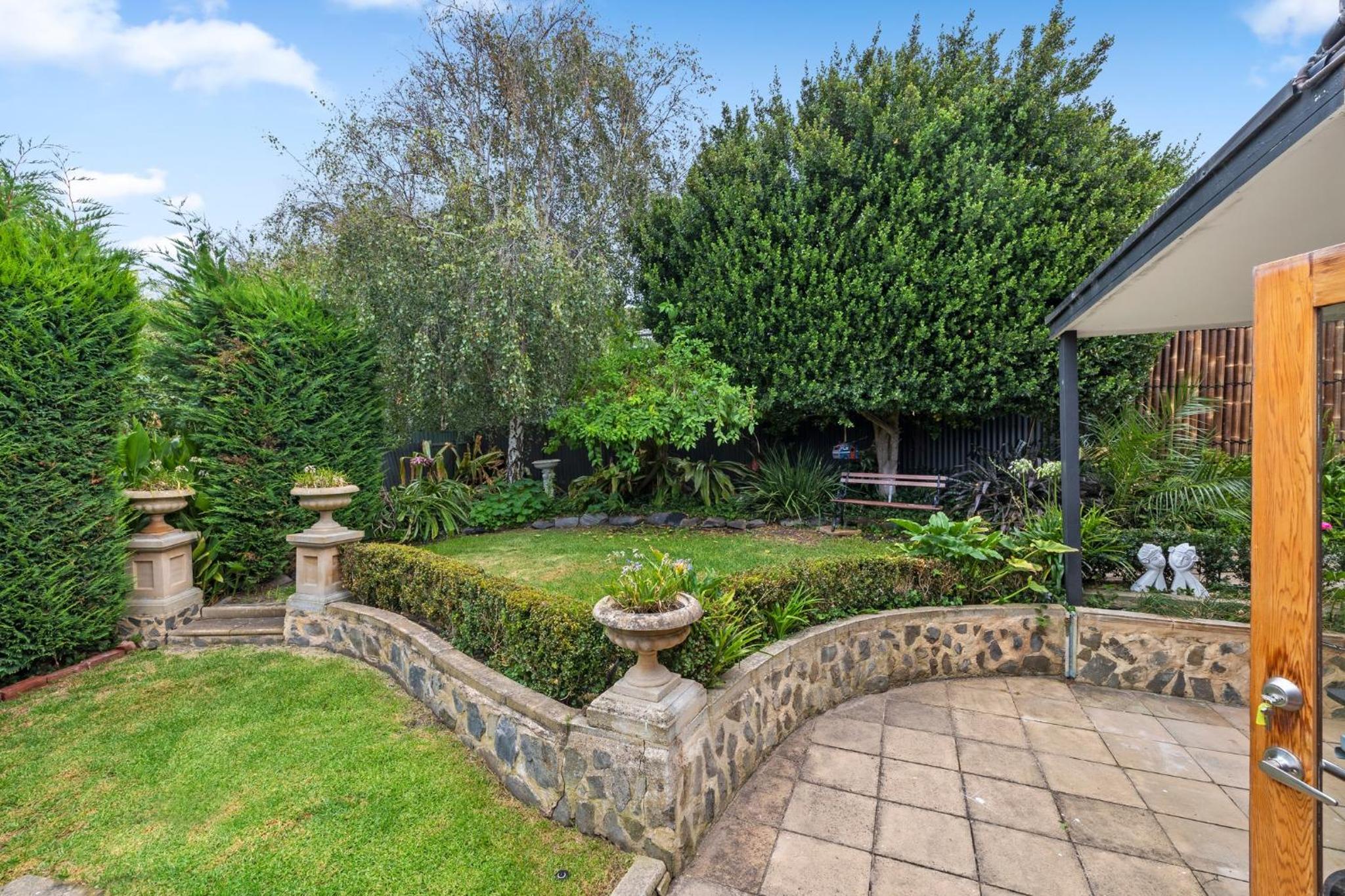 Mrs Percivals heritage luxury and romance with outdoor deep soak tub