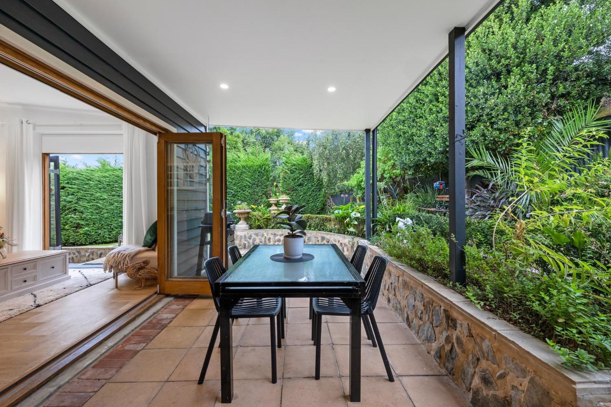 Mrs Percivals heritage luxury and romance with outdoor deep soak tub