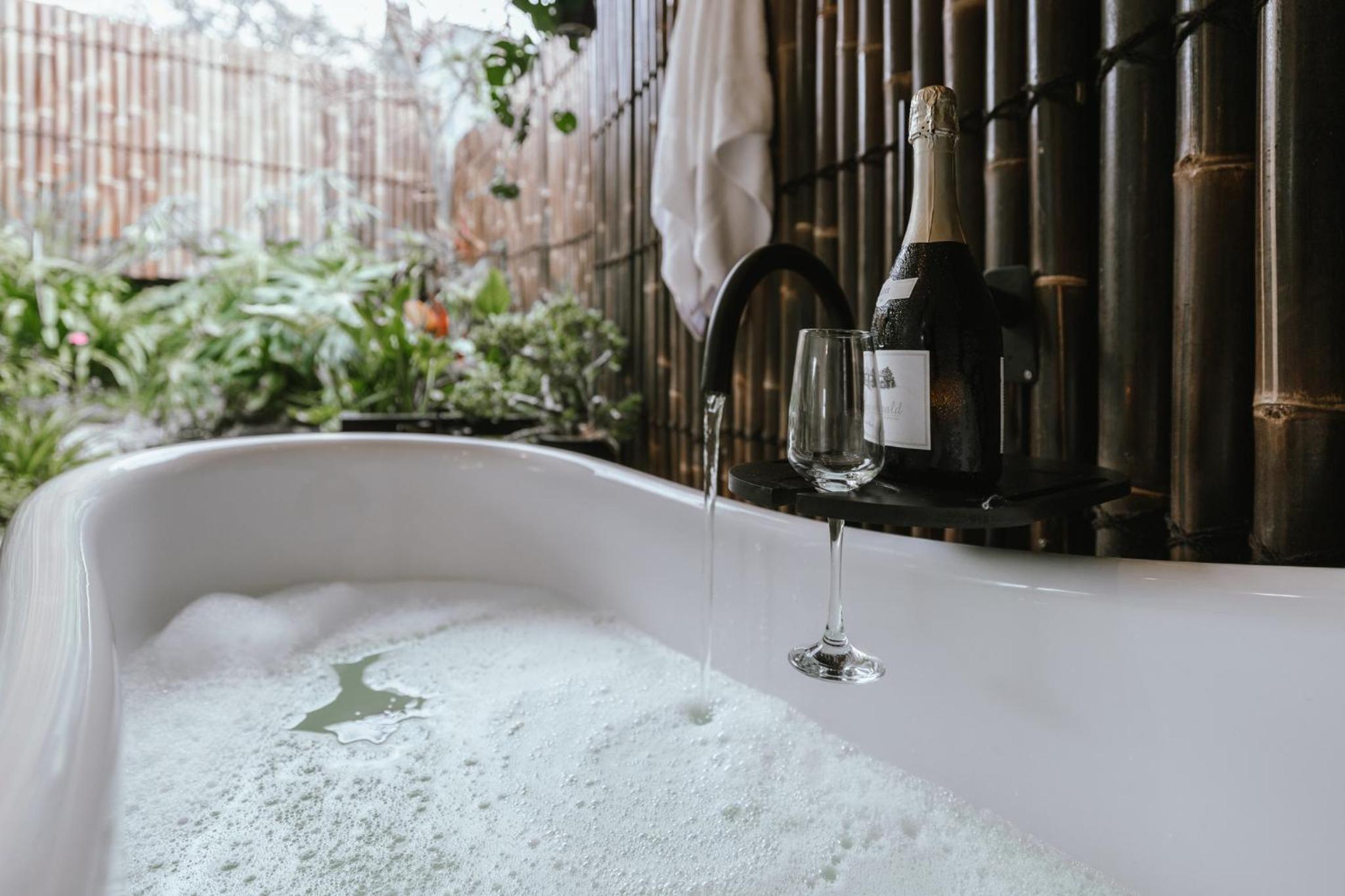 Mrs Percivals heritage luxury and romance with outdoor deep soak tub