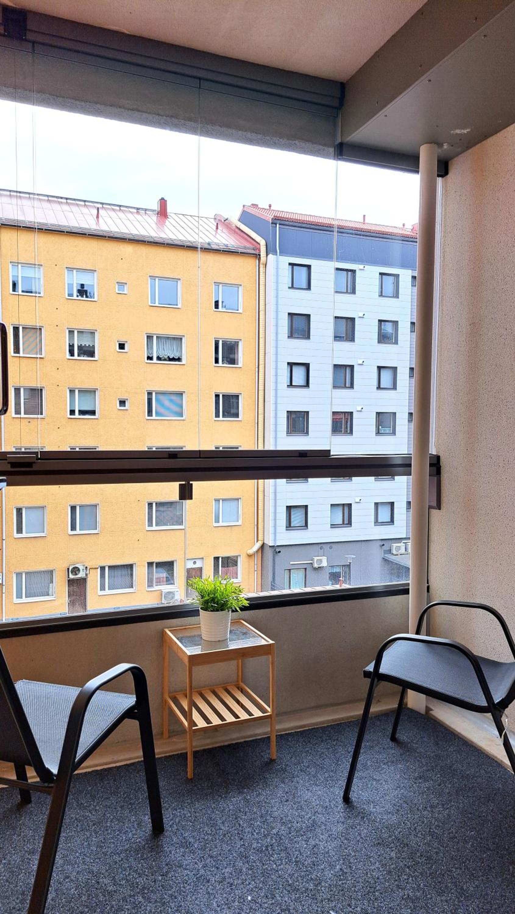 Kotimaailma Apartments, Tammelan puistokatu 22, parvekkeellinen kolmio