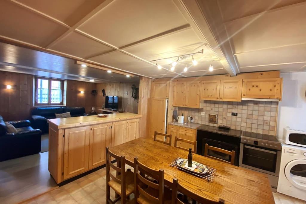 Appartement authentique au cœur du Gd-St-Bernard