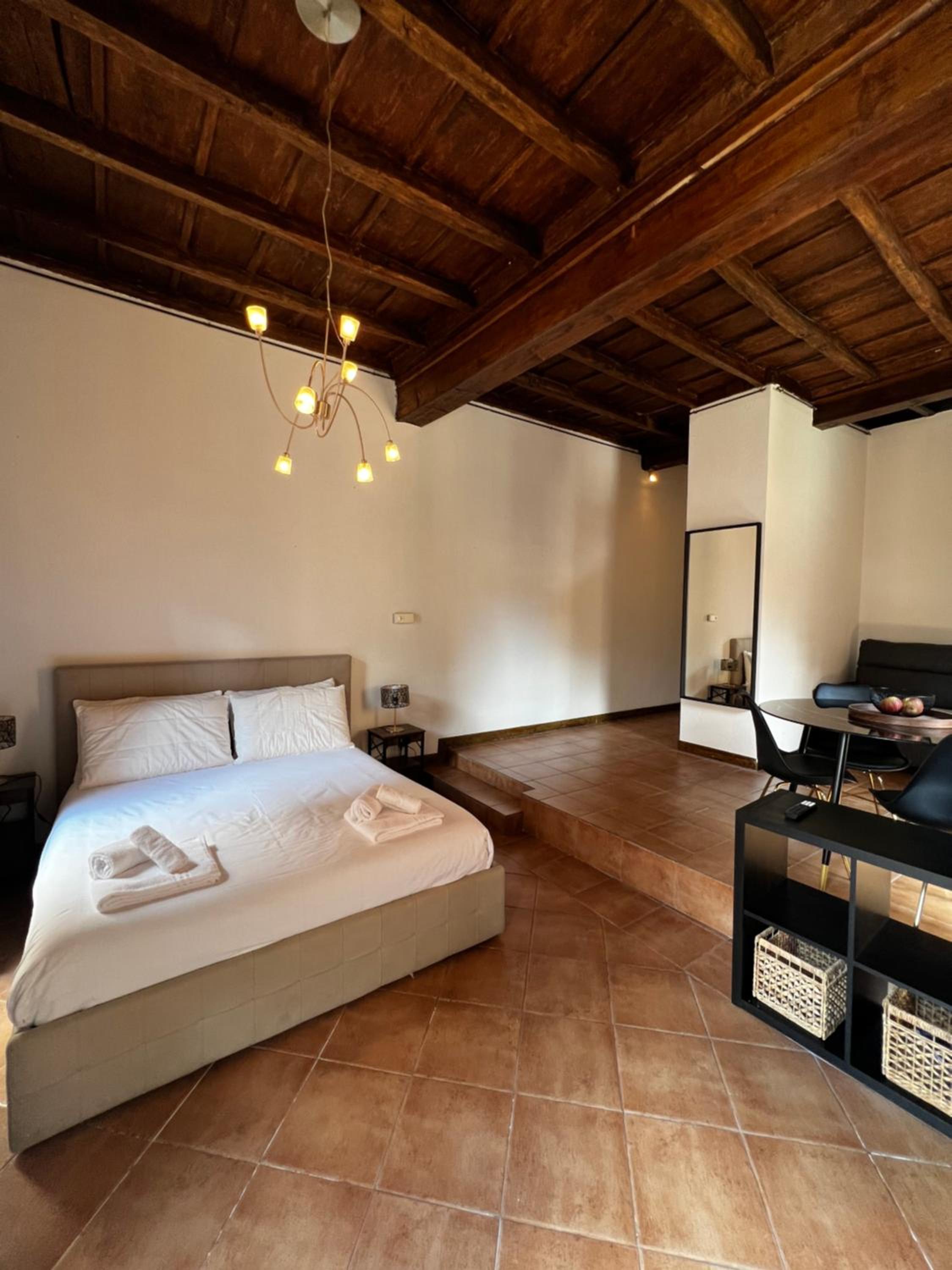 Imperial House San Calisto 7