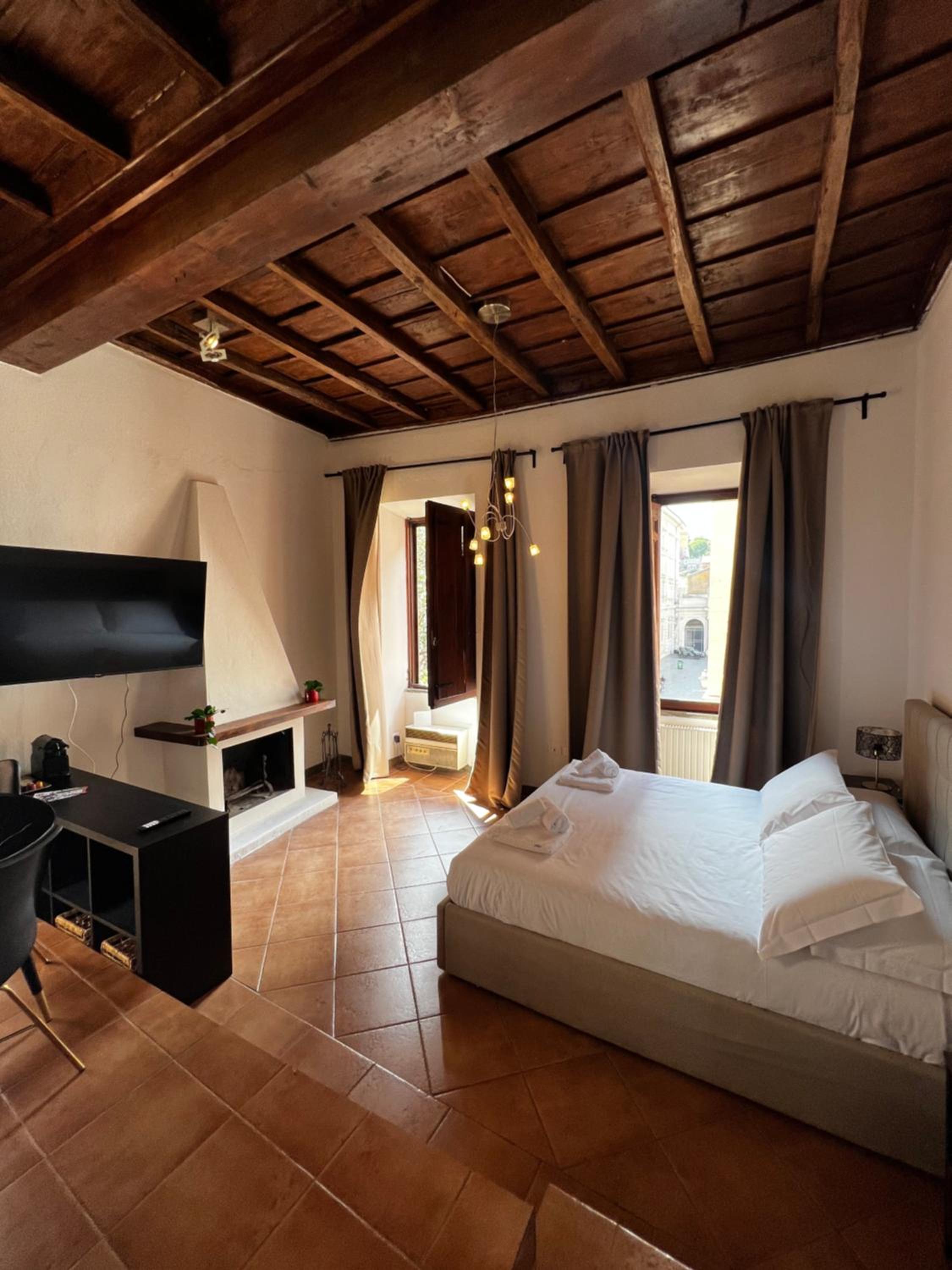 Imperial House San Calisto 7