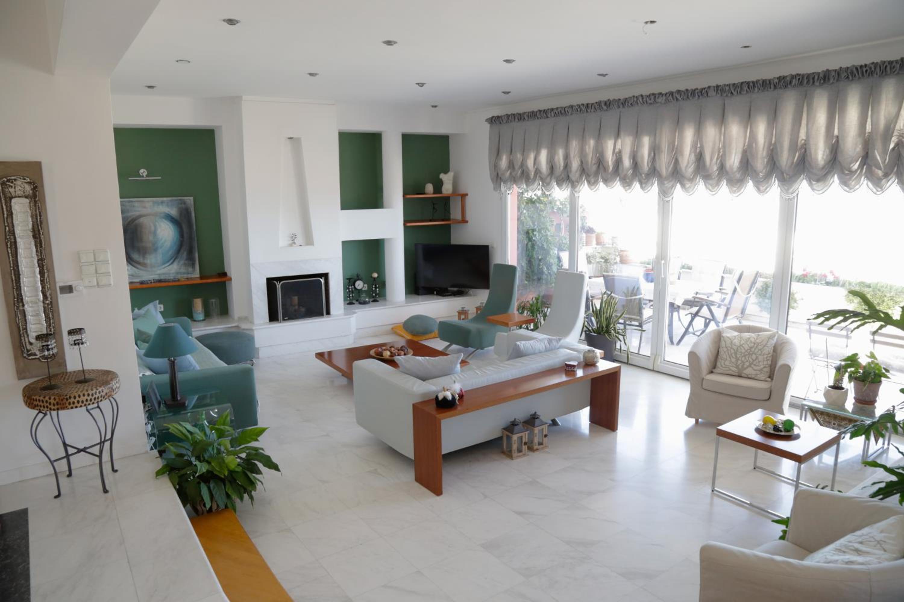 Villa Io view 3