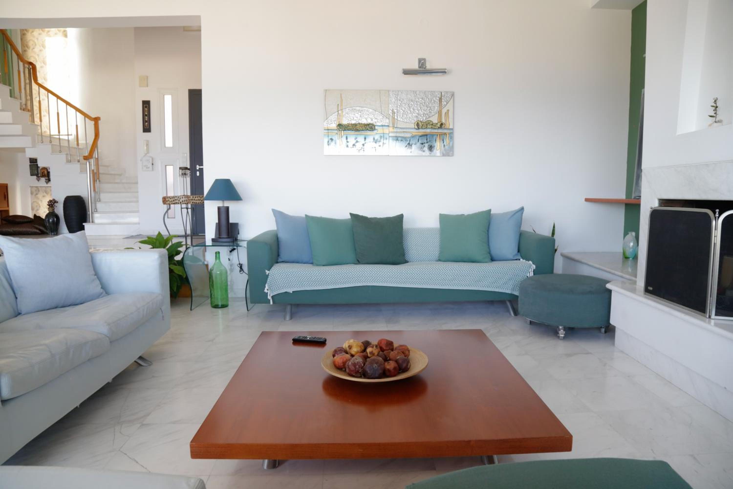 Villa Io view 2