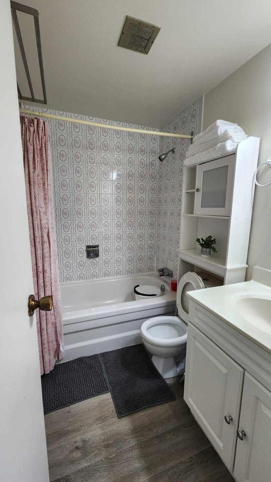 Cozy Town house