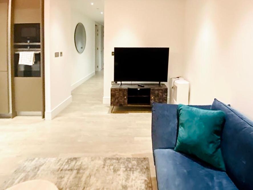 Avrora 2 Bedroom Luxury Apartment