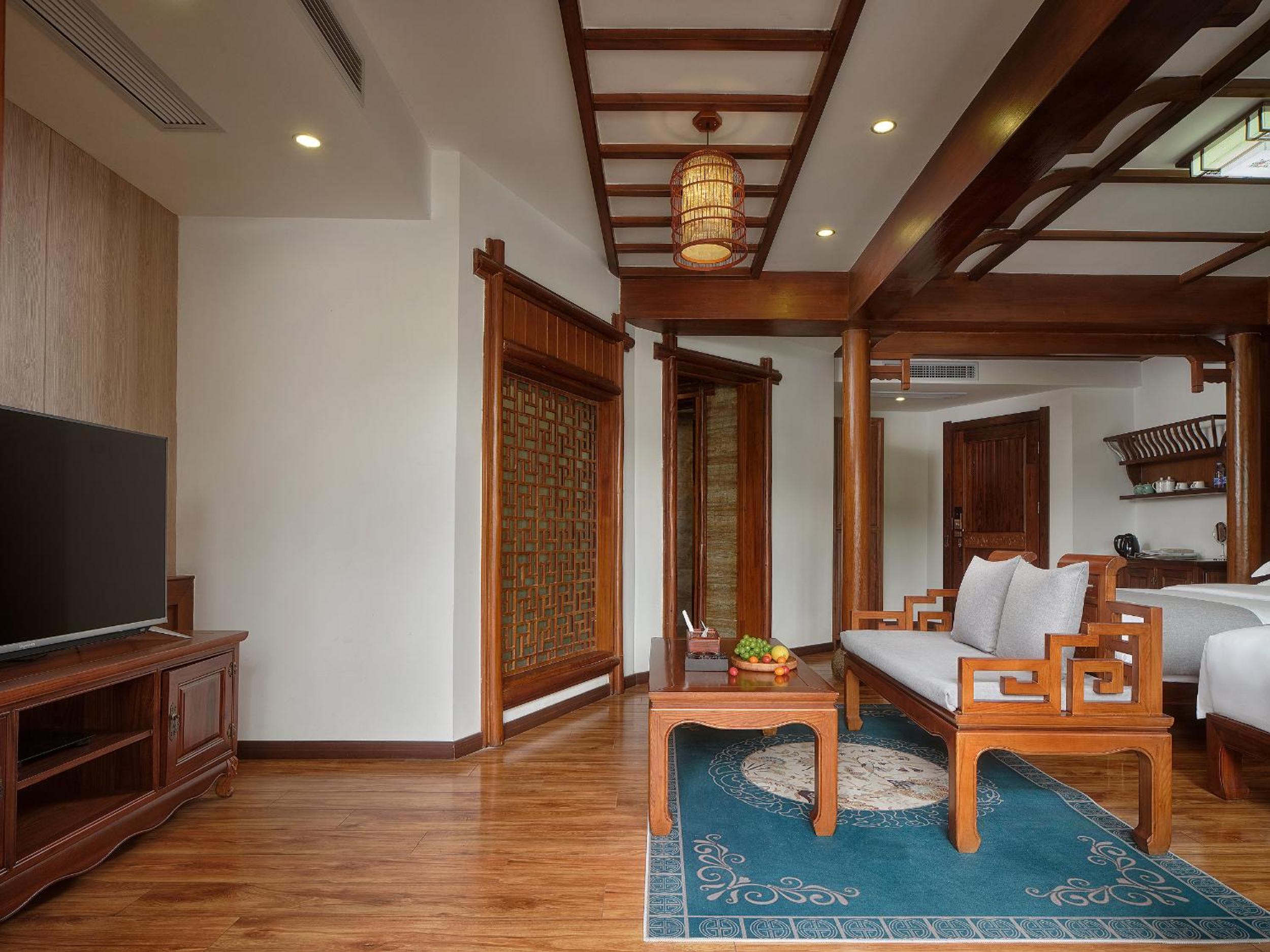Lee's Boutique Resort & Including free breakfast and free pick-up service