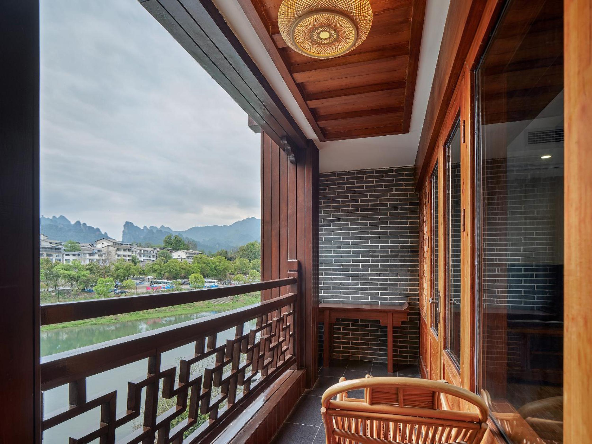 Lee's Boutique Resort & Including free breakfast and free pick-up service