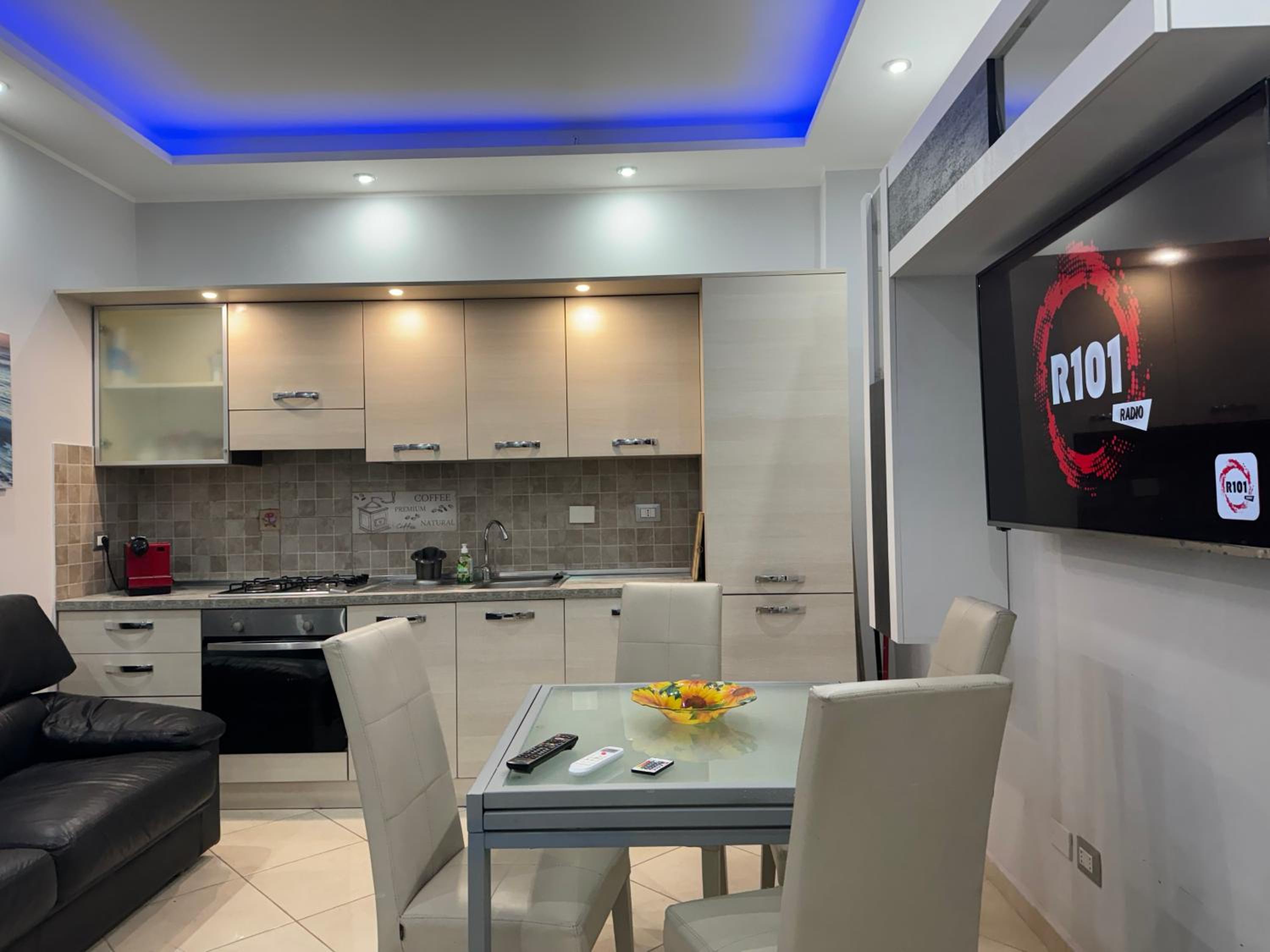 Torvaianica casa vacanze .stupenda villetta in un residence a 50 mt dal mare view 5