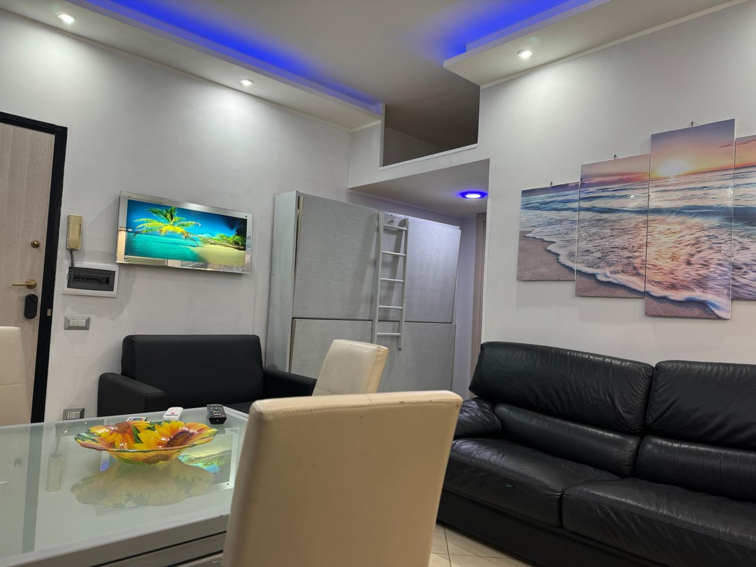 Torvaianica casa vacanze .stupenda villetta in un residence a 50 mt dal mare view 4