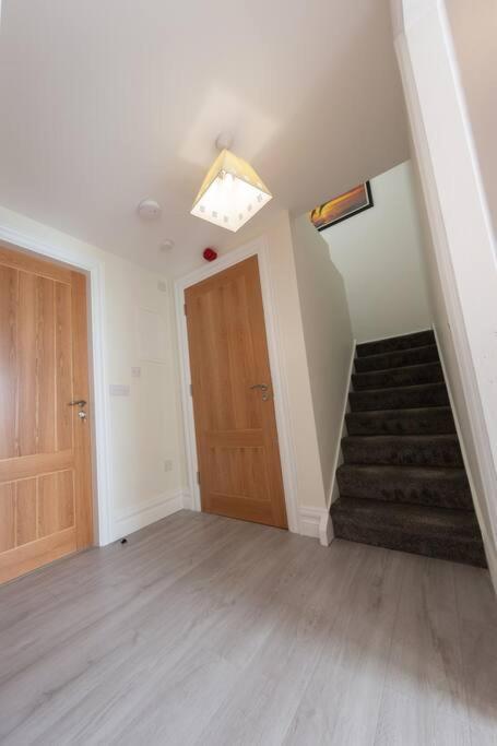 Unit 3 Modern Self Contained Apartment