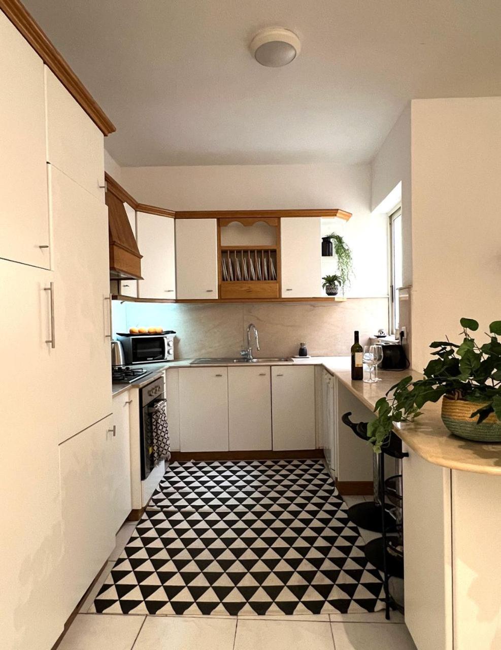 Top location Sliema stylish rooms