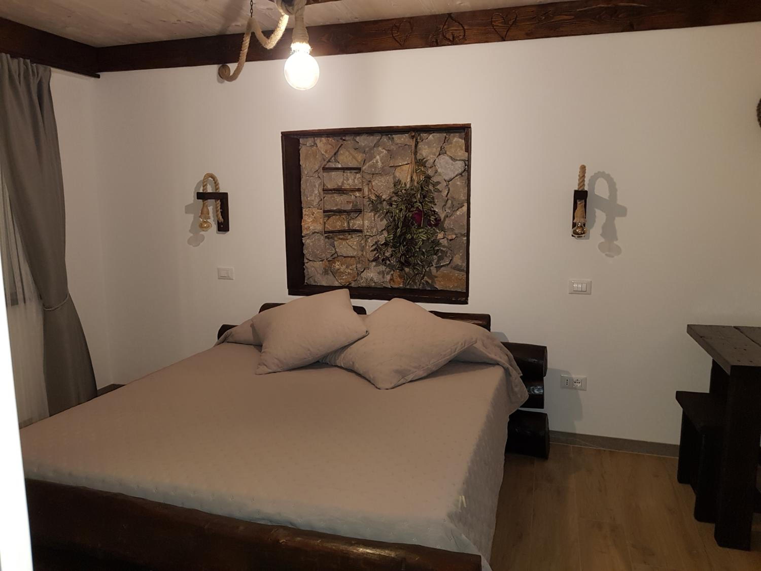 Bed and Breakfast MON AMOUR view 4