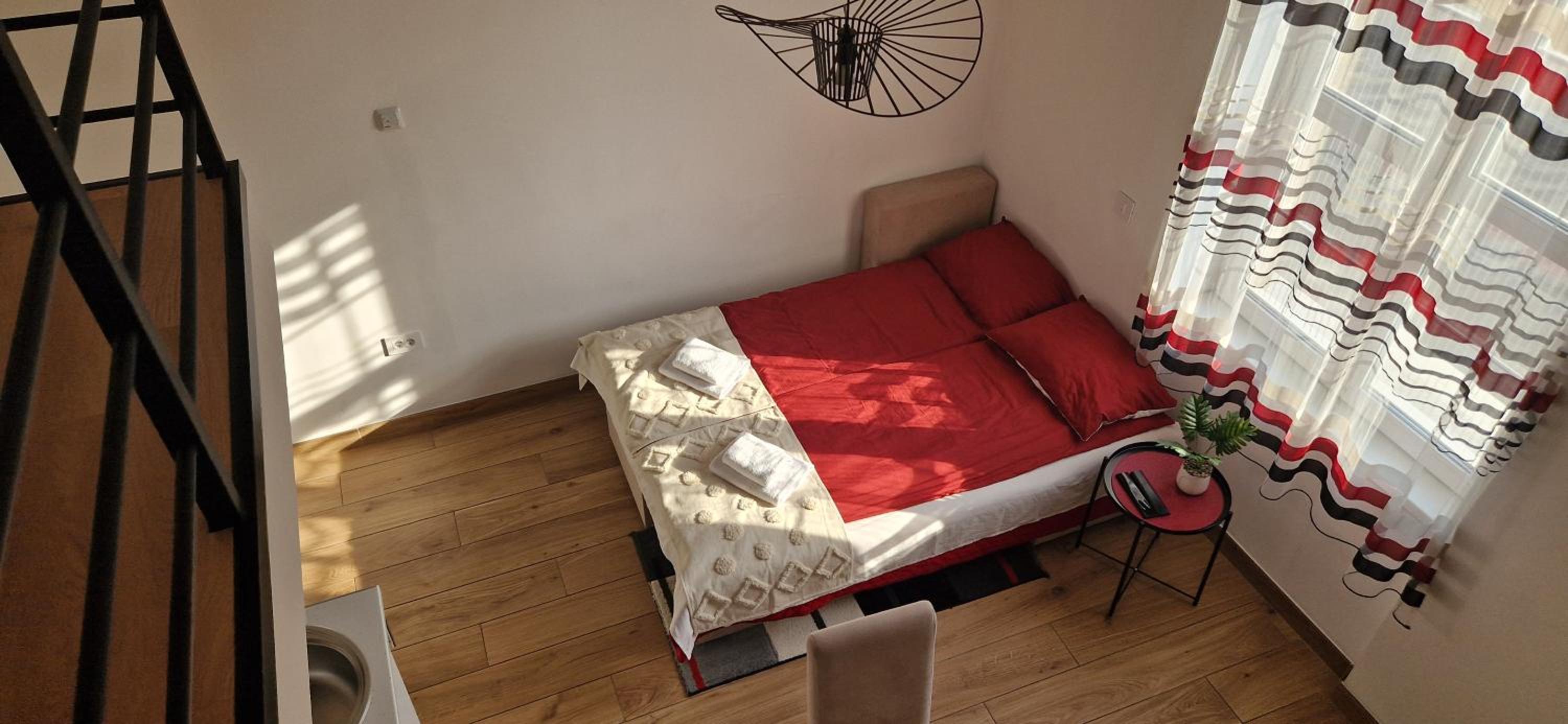 Photo 42