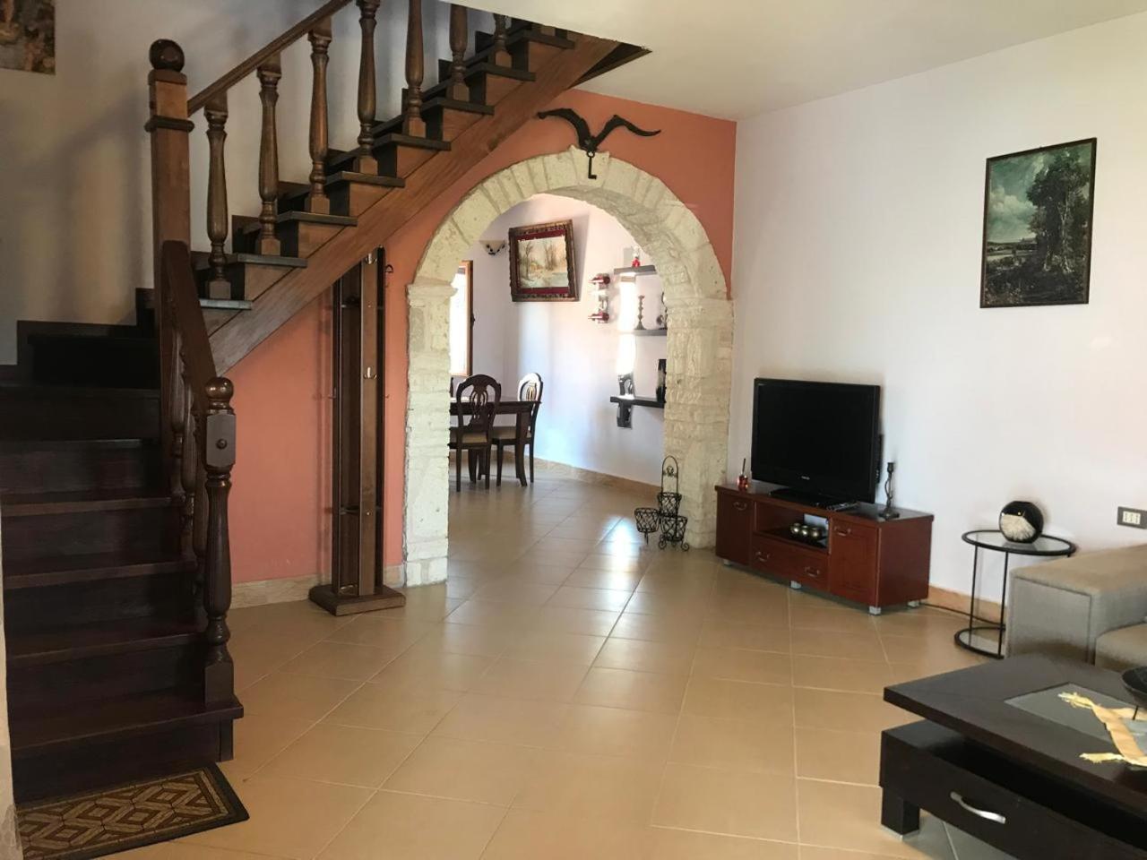 Villa Kolonja