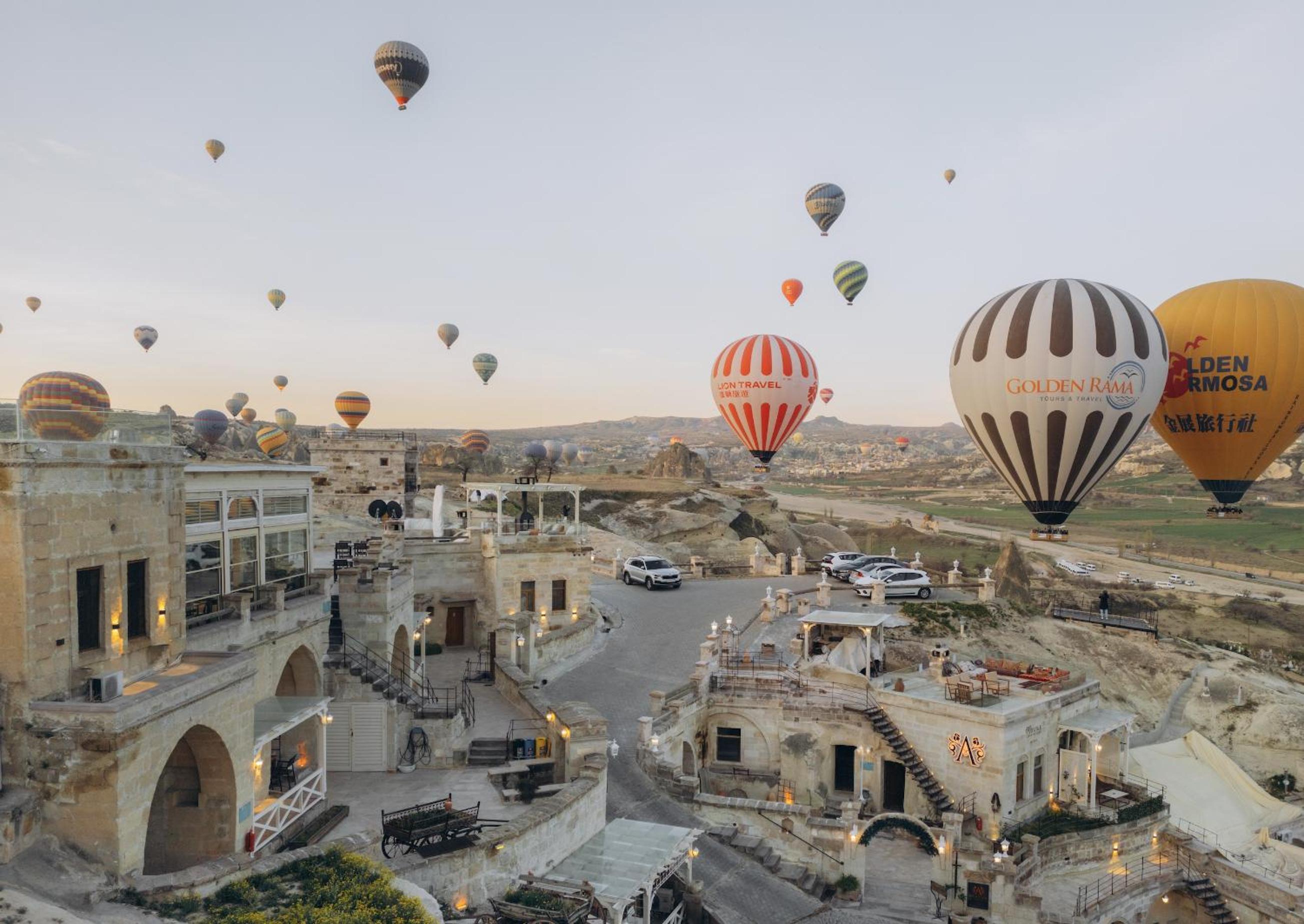 Azure Cave Suites - Kapadokya - Image 80