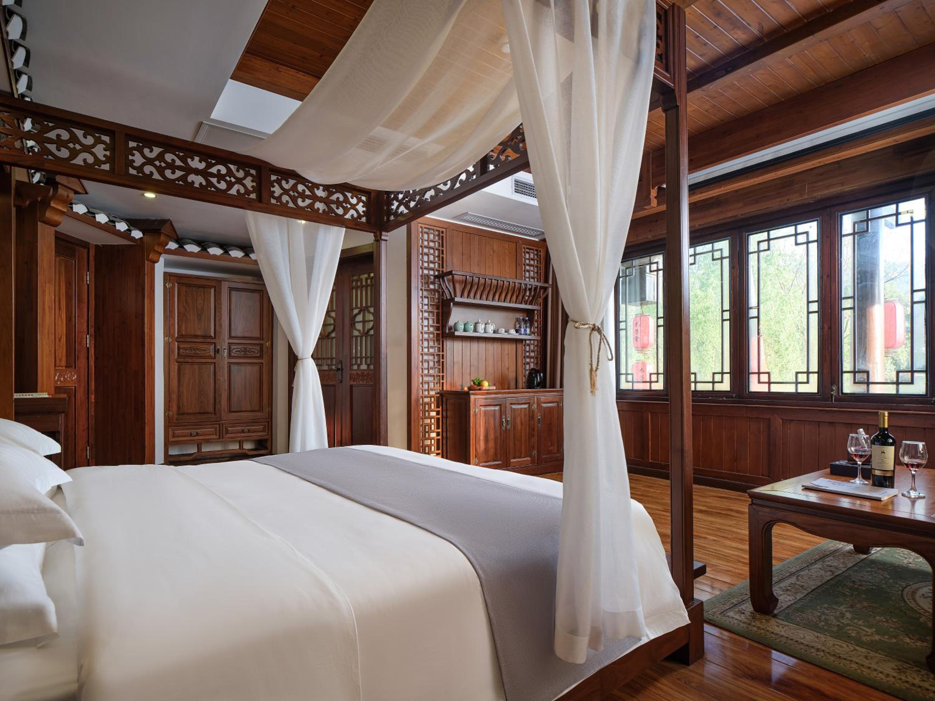 Lee's Boutique Resort & Including free breakfast and free pick-up service