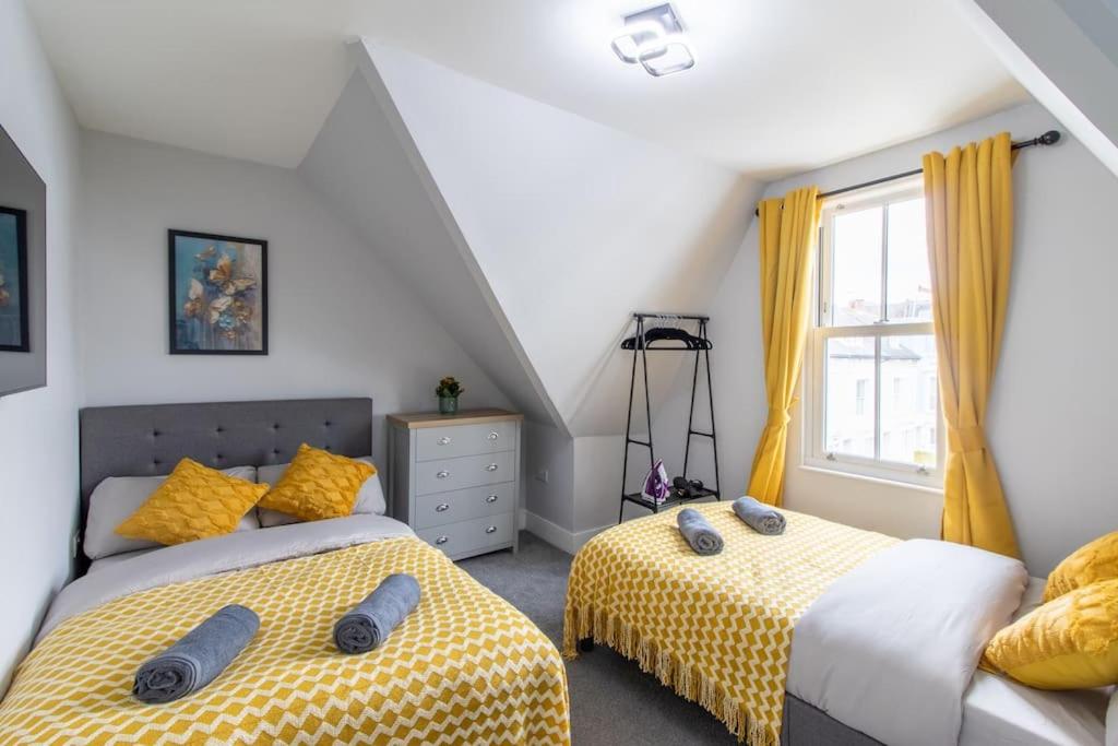 Open Mind Property - Luxurious & Cosy Flat view 2