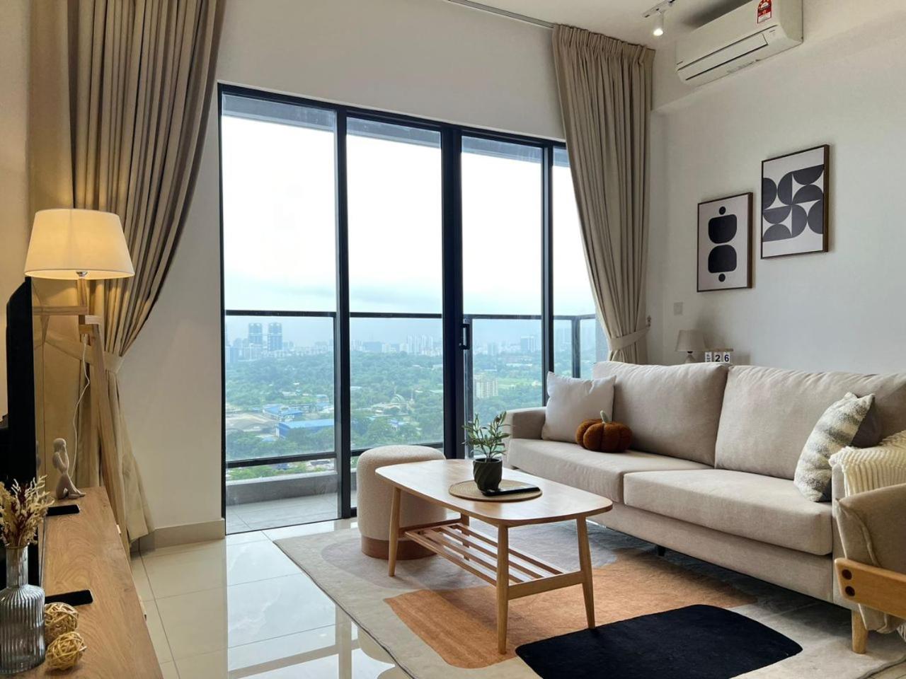 KLCity & KLCC View Modern Style 2R2B - 6 pax