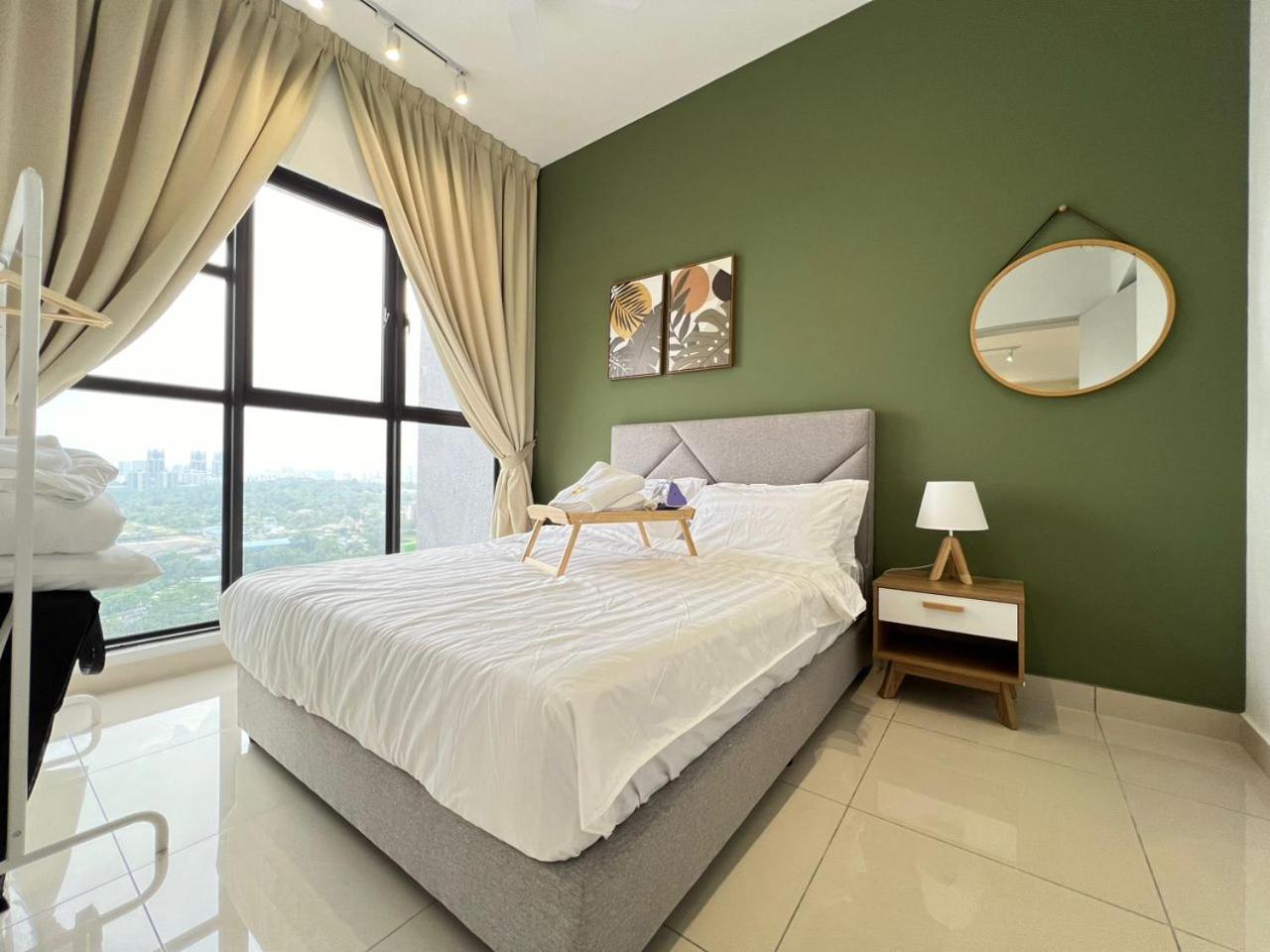 KLCity & KLCC View Modern Style 2R2B - 6 pax