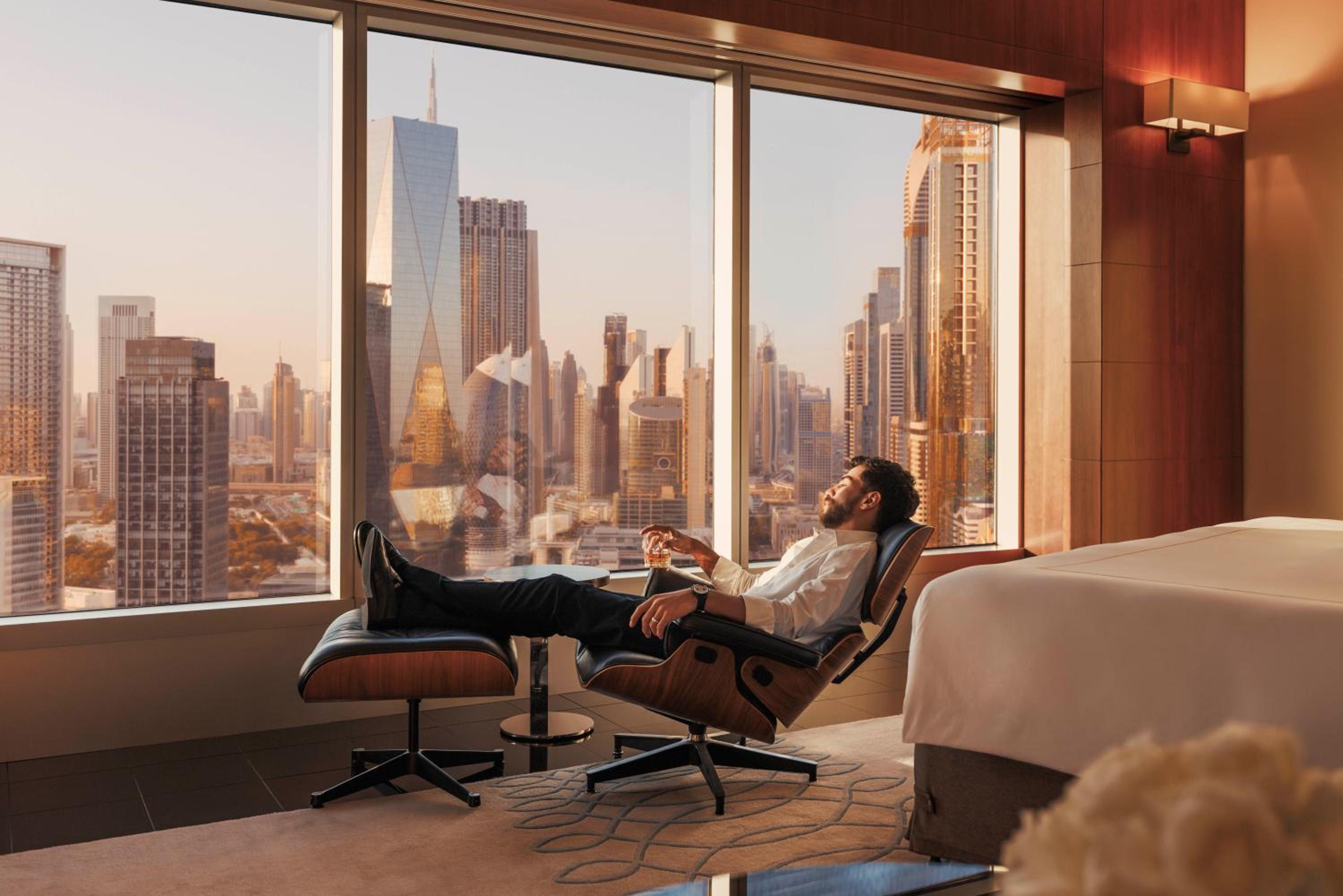 Jumeirah Emirates Towers Dubai 3