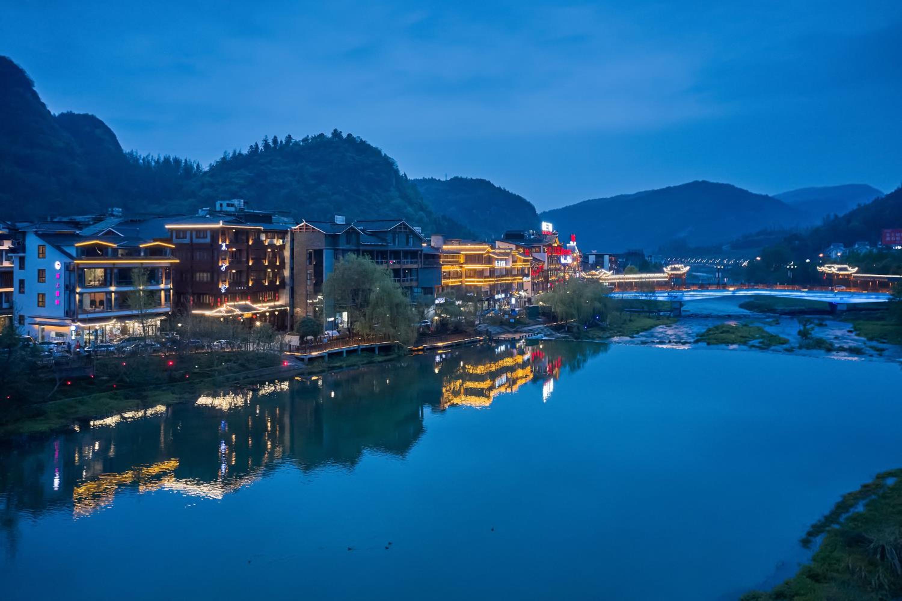 Lee's Boutique Resort & Including free breakfast and free pick-up service