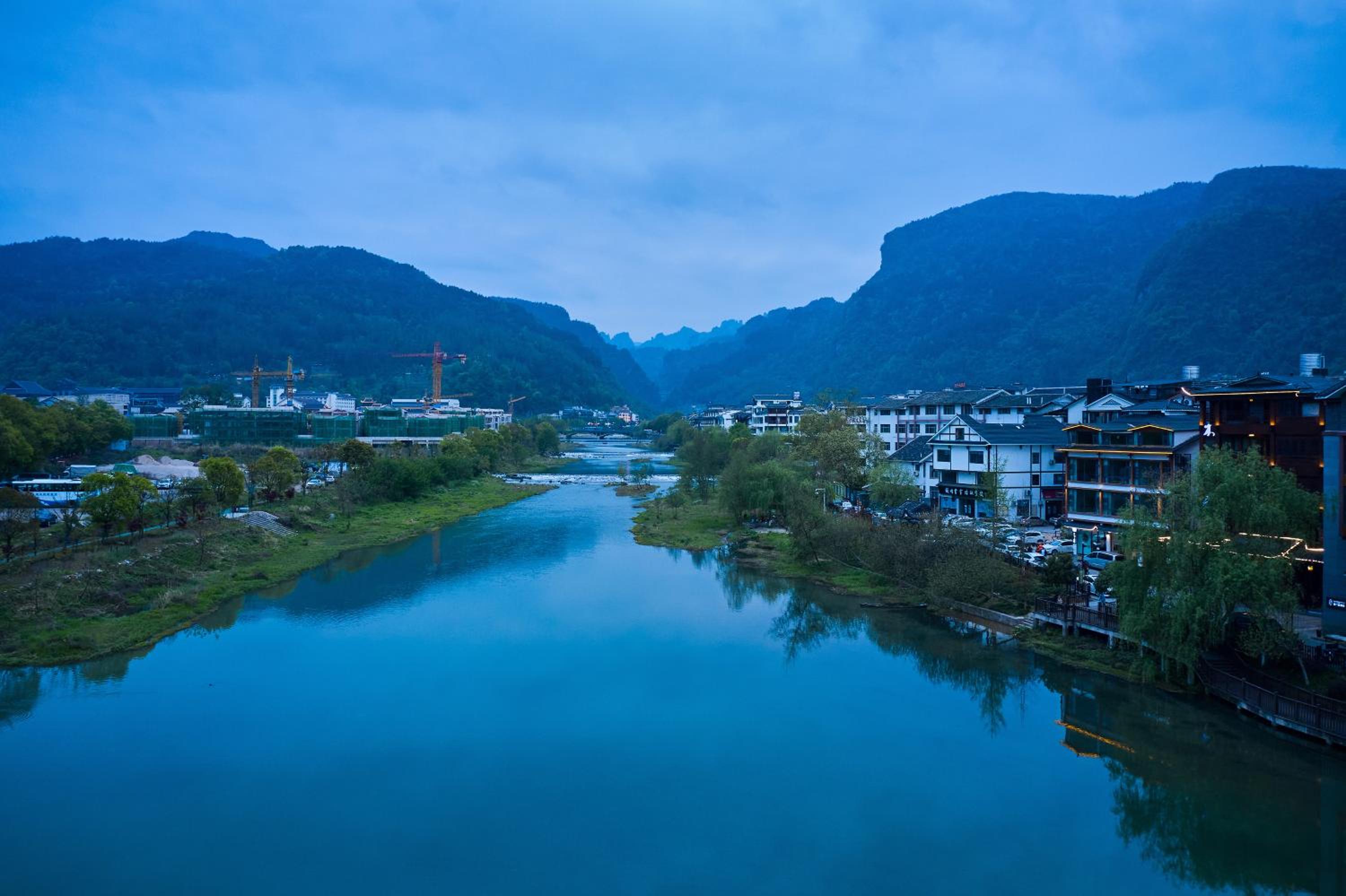 Lee's Boutique Resort & Including free breakfast and free pick-up service