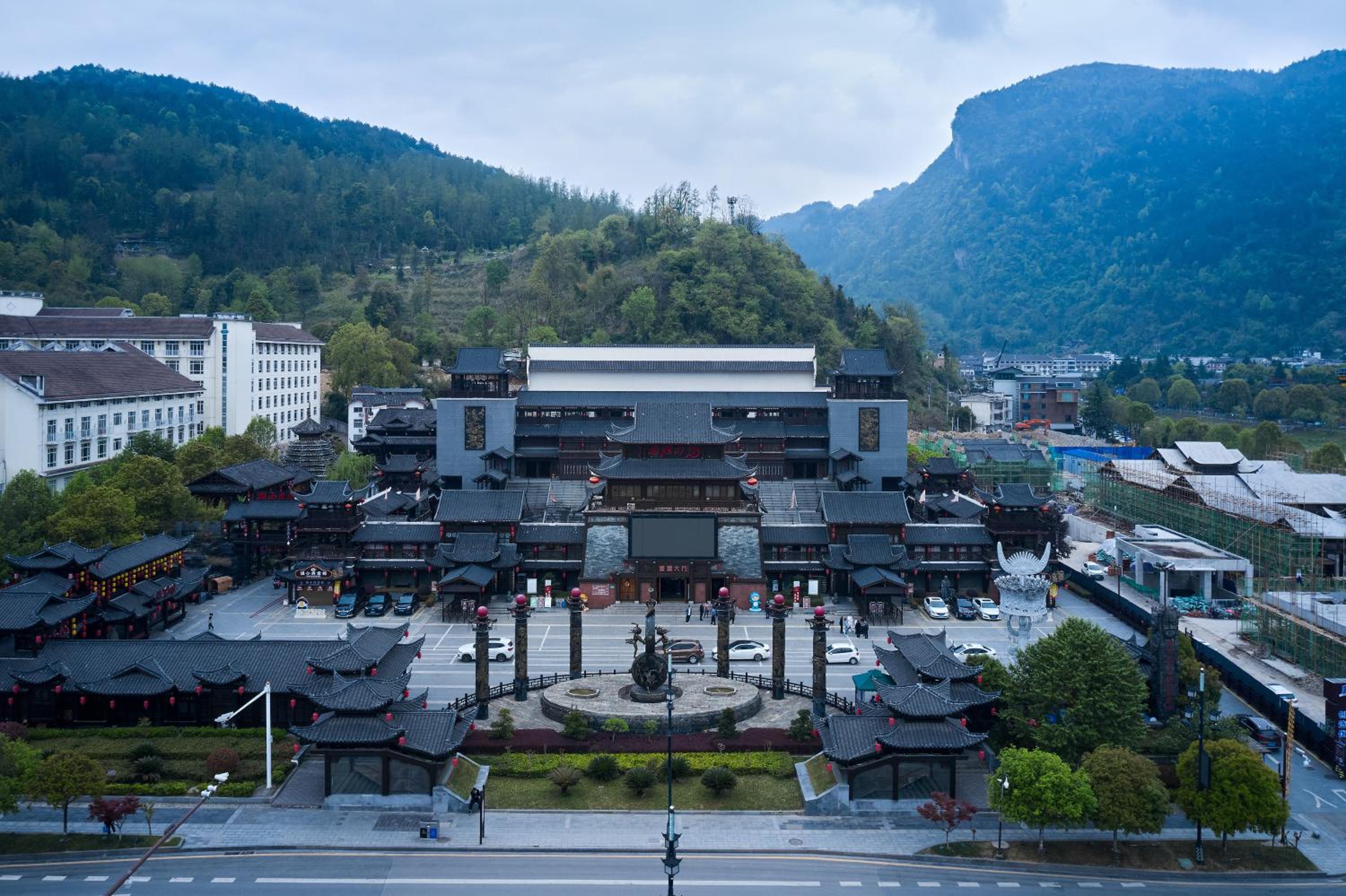 Lee's Boutique Resort & Including free breakfast and free pick-up service