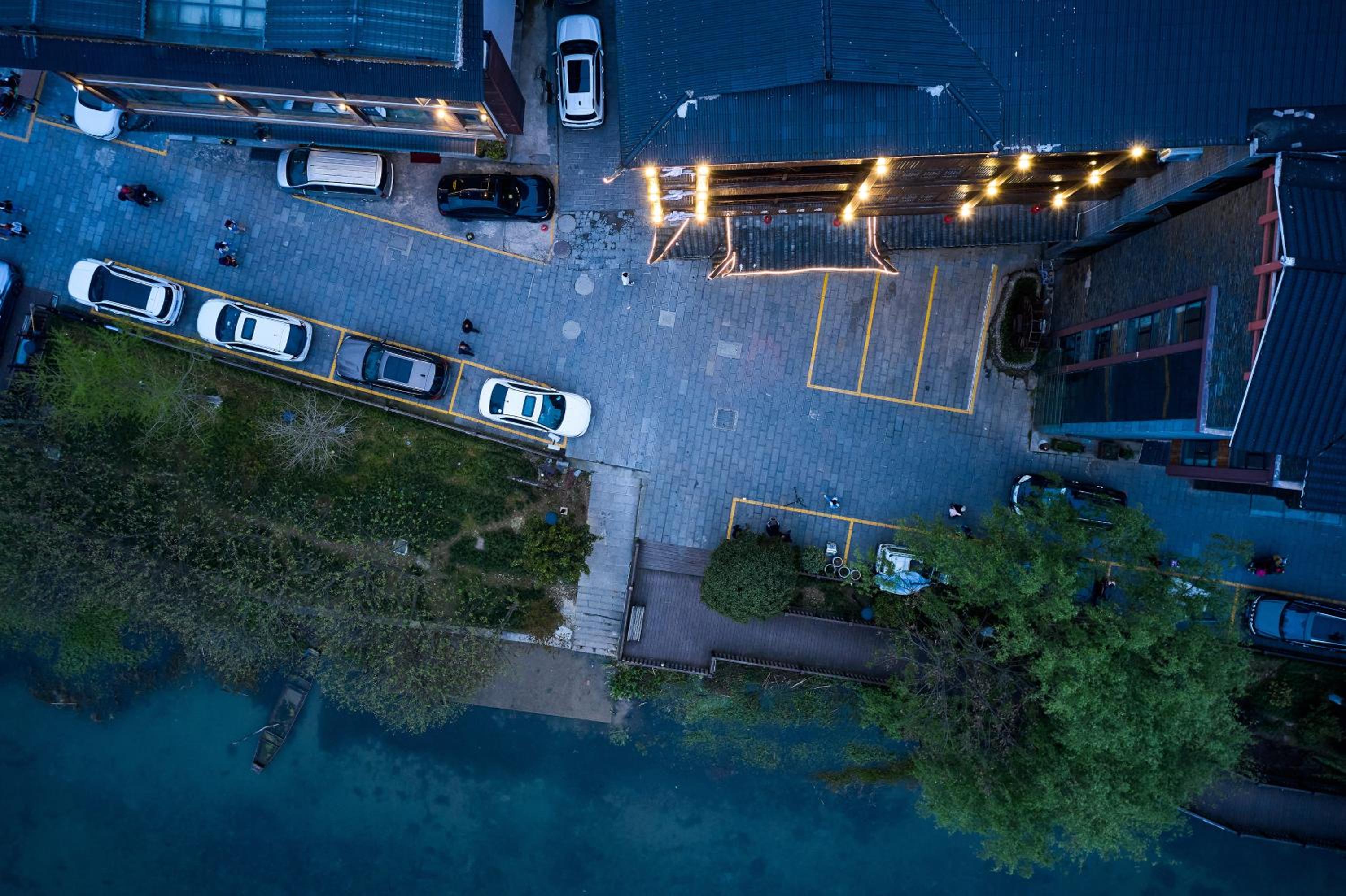 Lee's Boutique Resort & Including free breakfast and free pick-up service