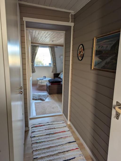 Senja - Charming cottage by the sea with terrace and fantastic view