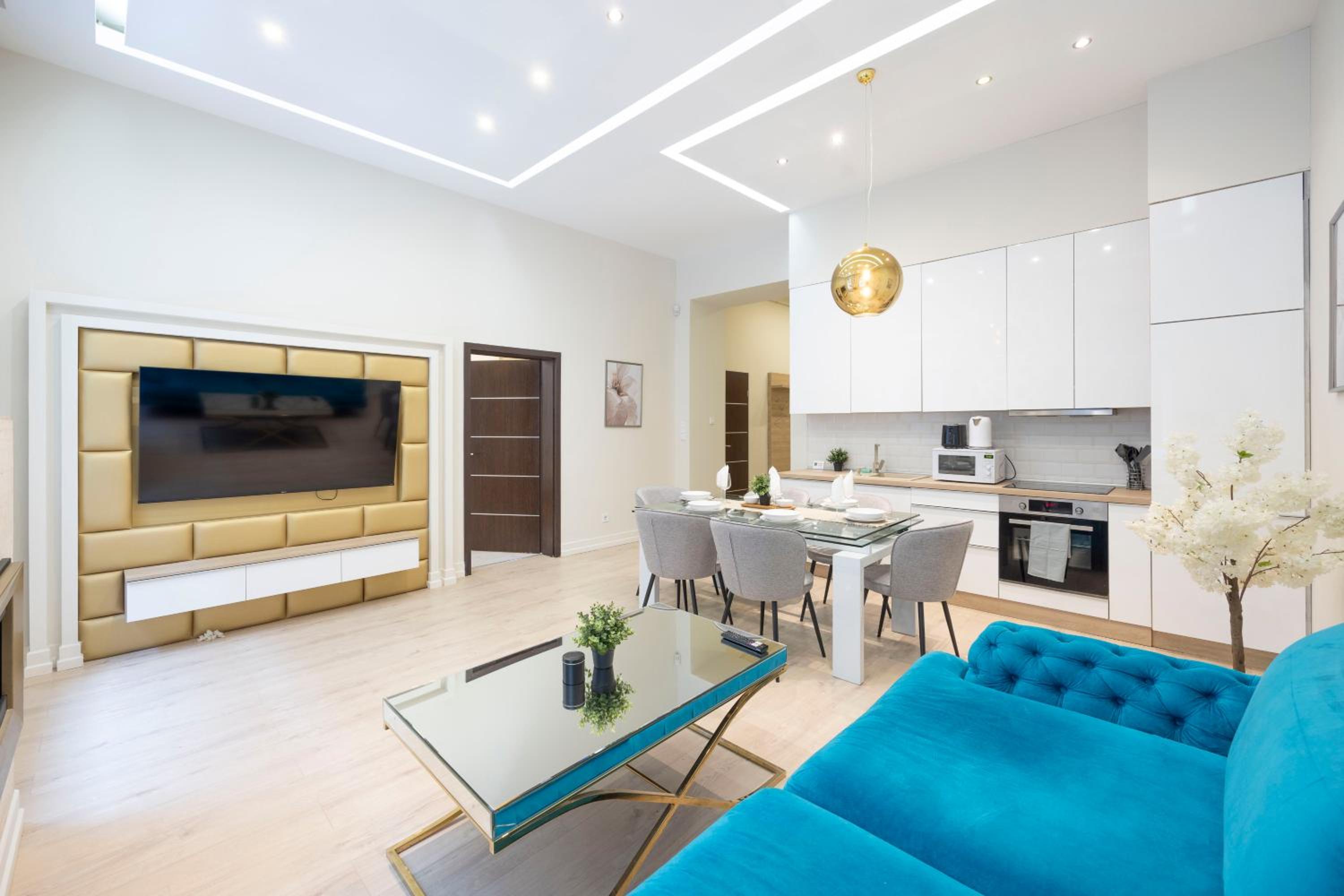 Luxury Downtown Dream Home by Prestige Homes view 2
