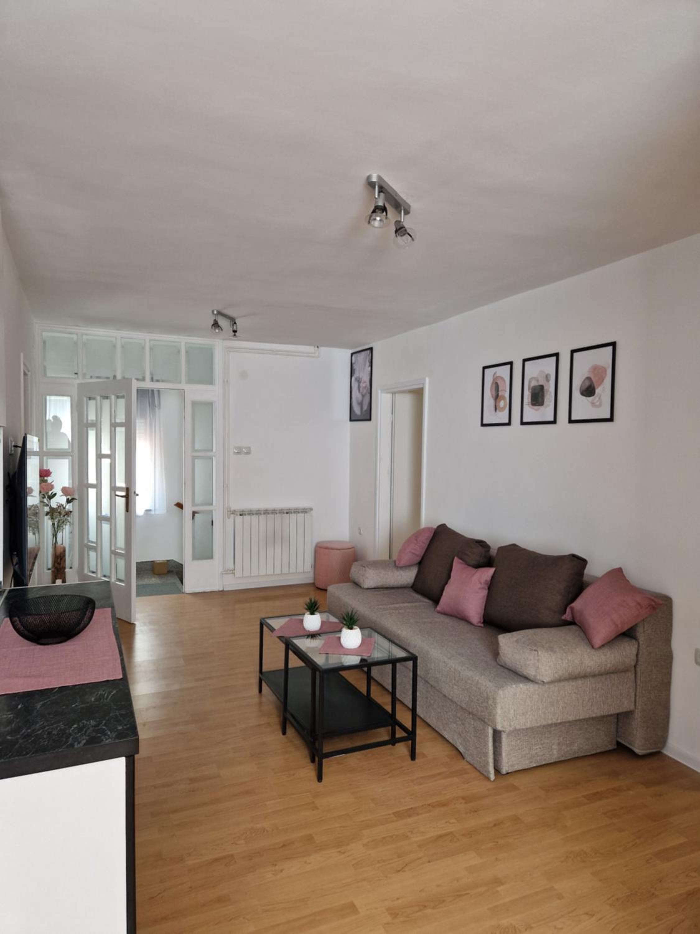 Angela Apartment