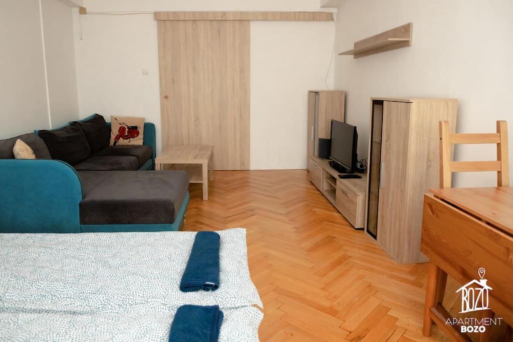 Bozo Apartment Budapest view 3