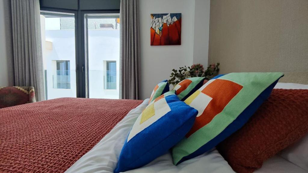 Luxury Sea View Penthouse by United Renters
