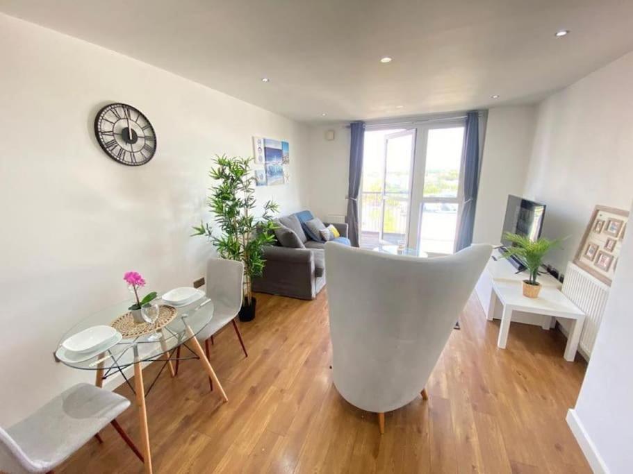 One Bed Flat in Stratford London